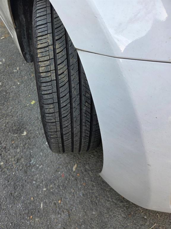 HYUNDAI Avante - Vista 5