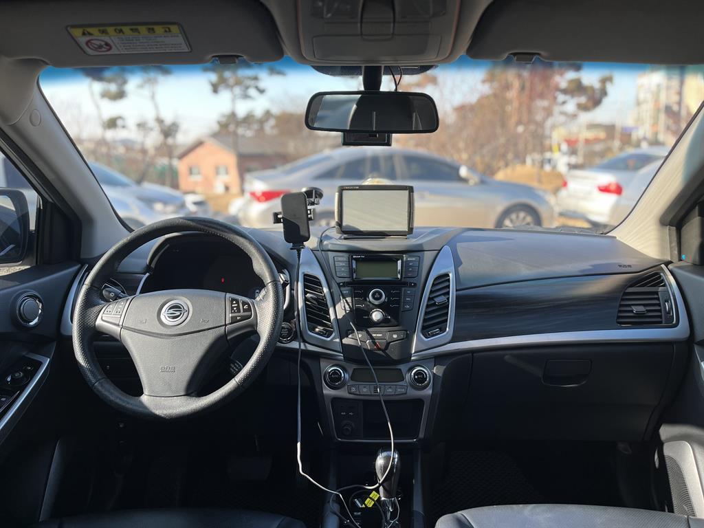 Ssangyong Korando - Vista 9