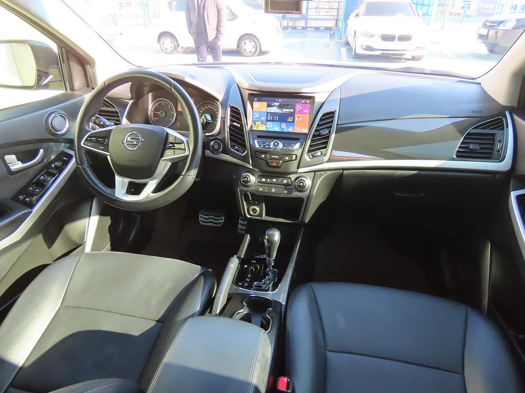 Ssangyong Korando - Vista 5