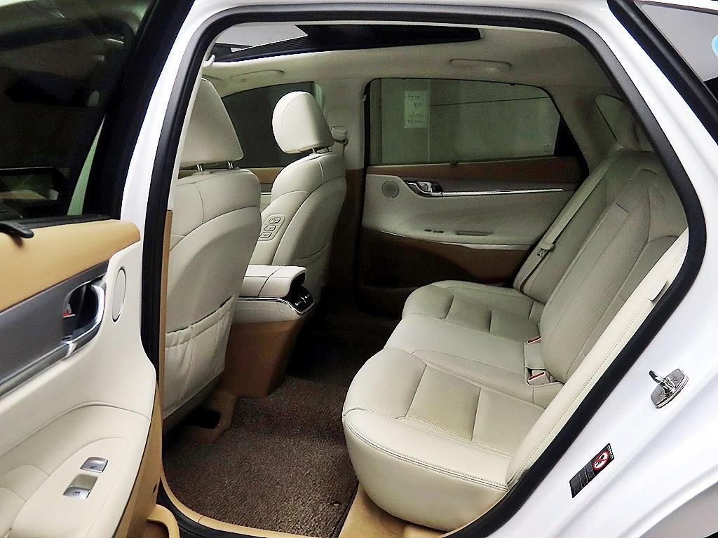 HYUNDAI Grandeur - Vista 6