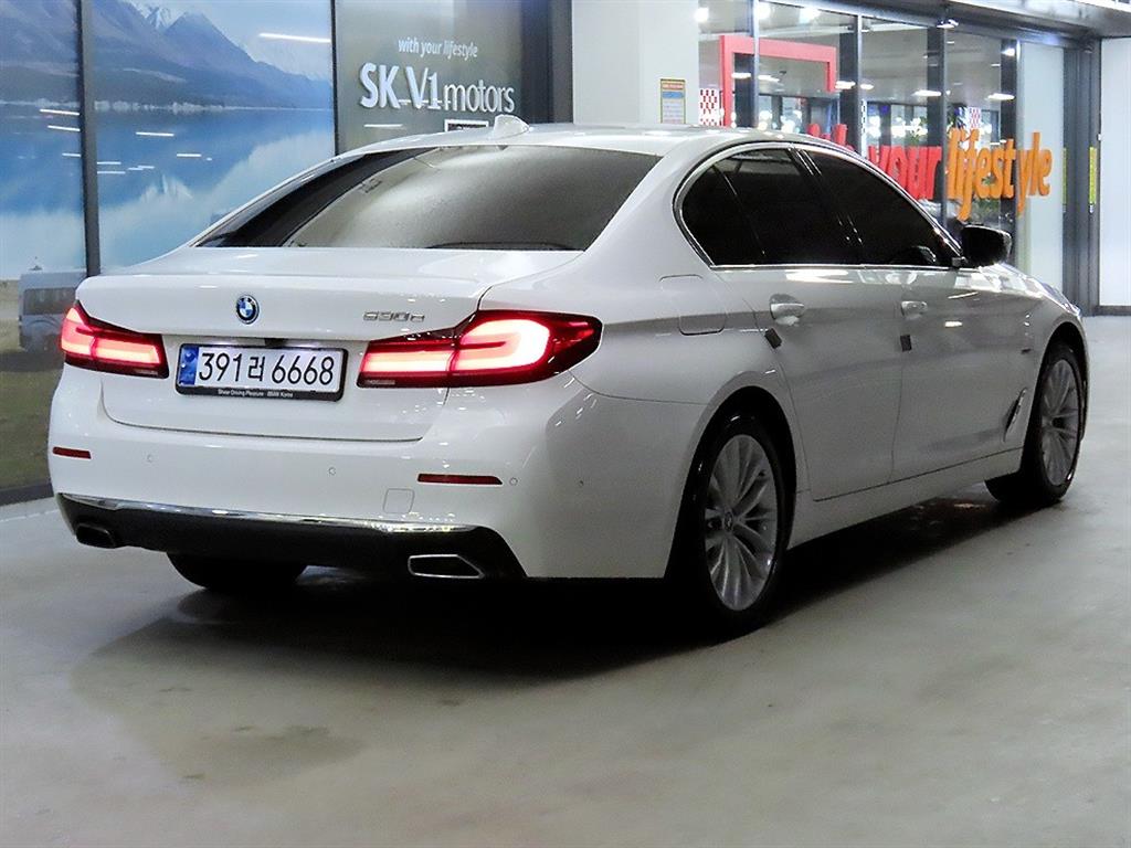 BMW 5 Series - Vista 4