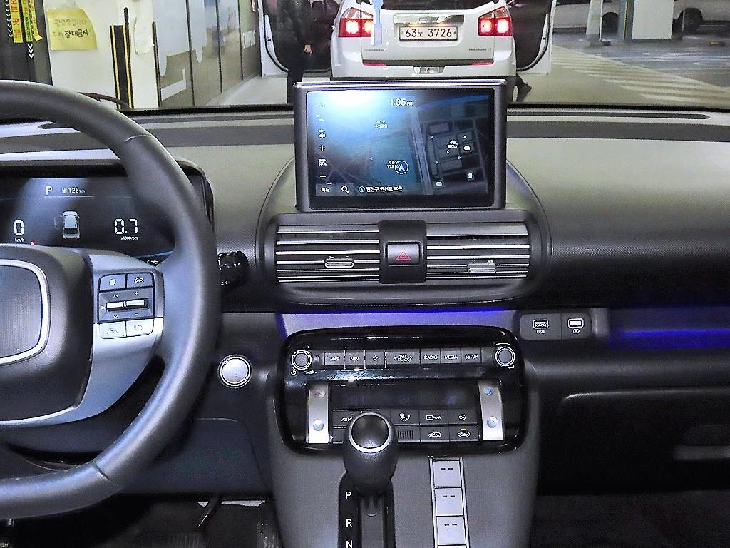 HYUNDAI Casper - Vista 11