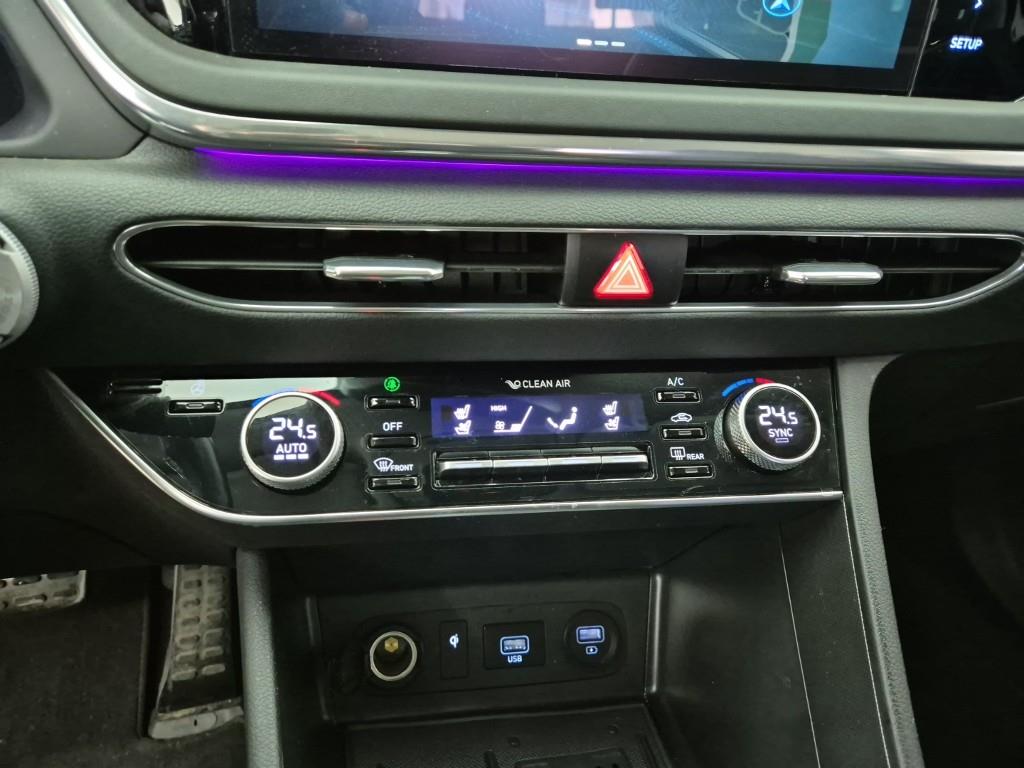 HYUNDAI Sonata - Vista 10