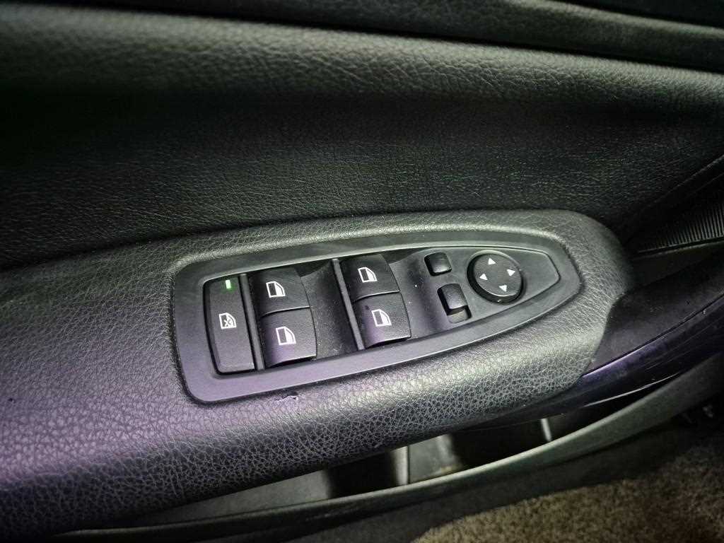 BMW 1 series 2014 Blanco - Importación desde Corea - HF Imports Iquique - Foto 17