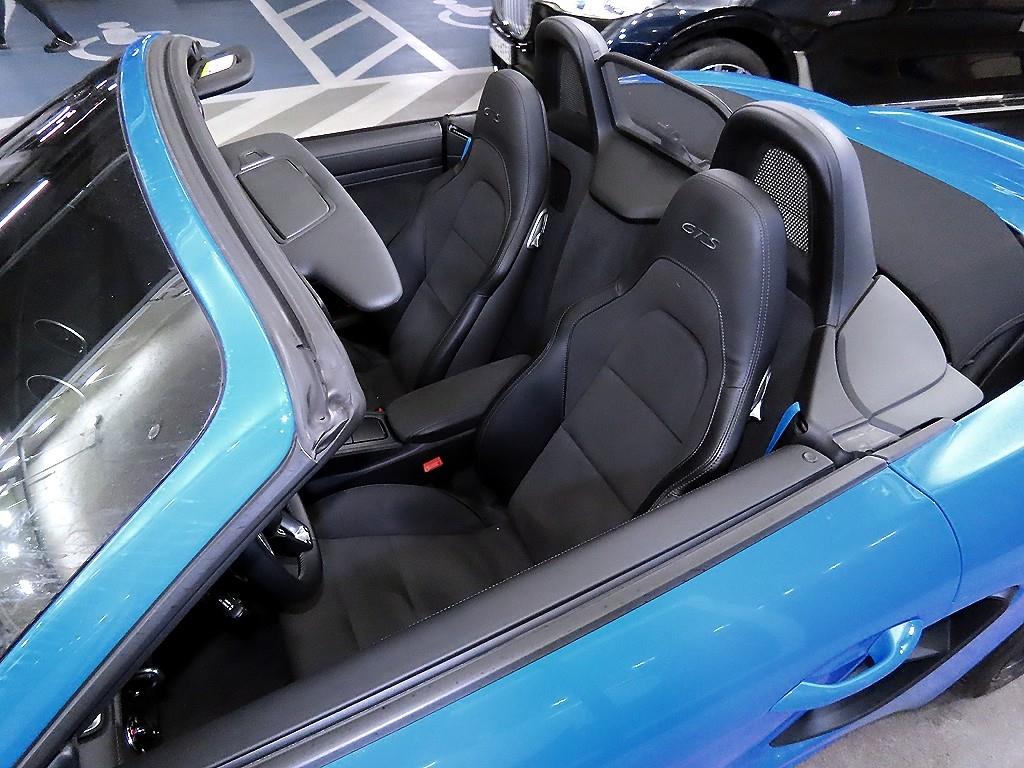 Porsche 718 - Vista 10