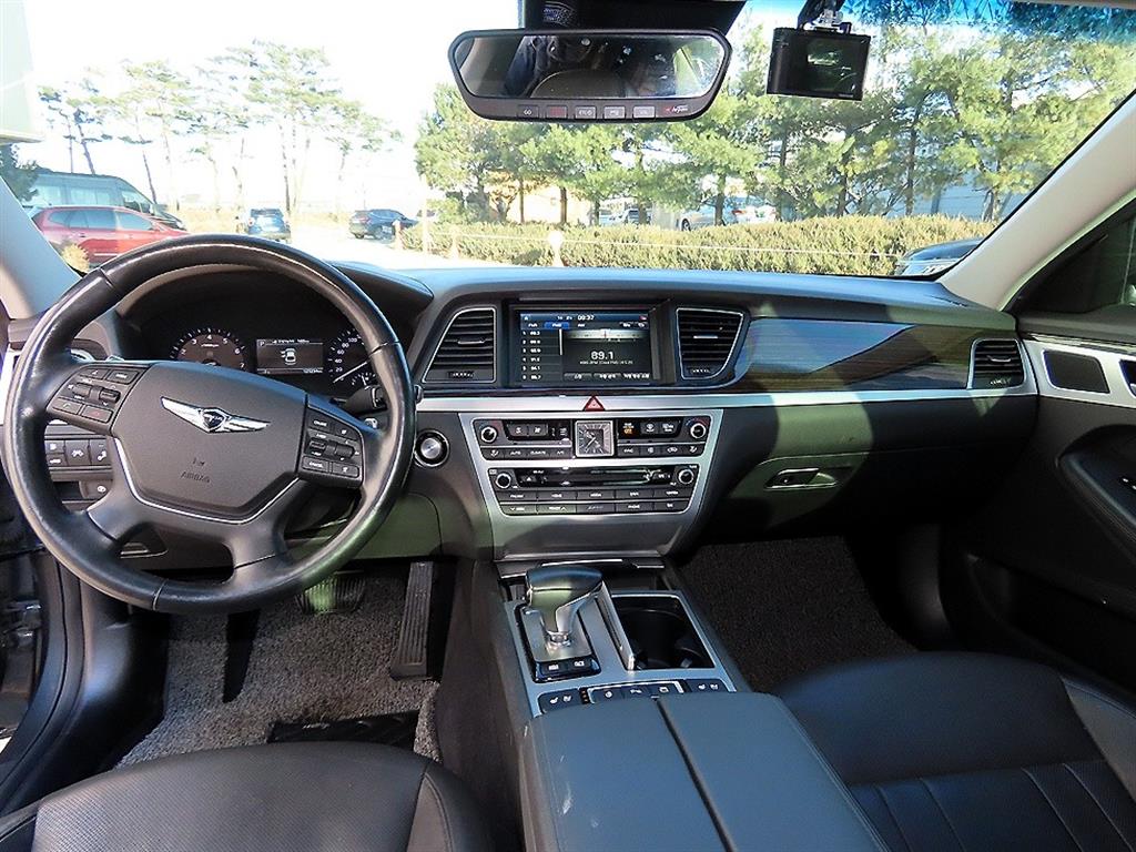 Genesis G80 - Vista 7