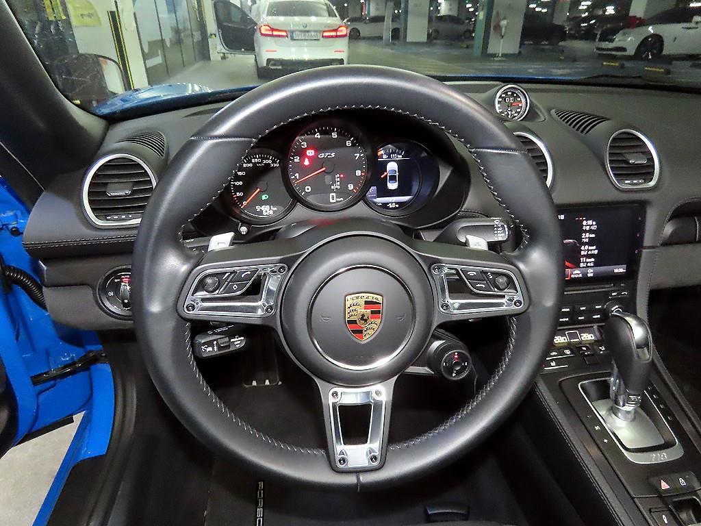 Porsche 718 - Vista 11