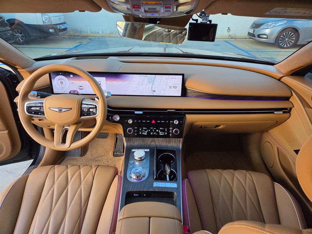 Genesis G80 - Vista 8