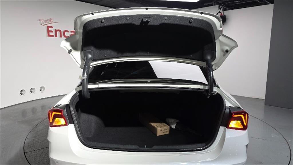 KIA K5 2023 Blanco - Importación desde Corea - HF Imports Iquique - Foto 20