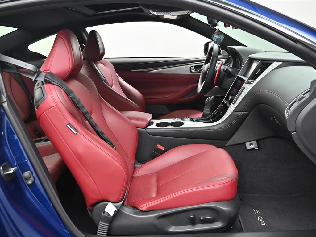 Infiniti Q - Vista 11