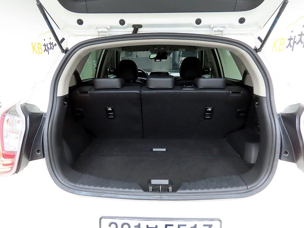 Ssangyong Tivoli - Vista 5