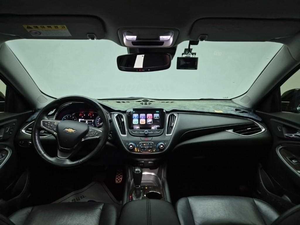 Chevrolet Malibu - Vista 7