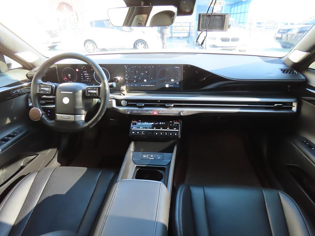 HYUNDAI Grandeur - Vista 5