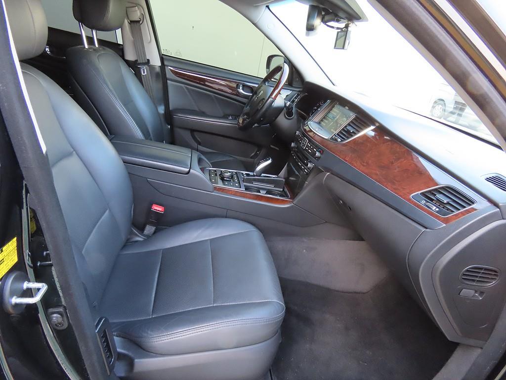 HYUNDAI Equus - Vista 6