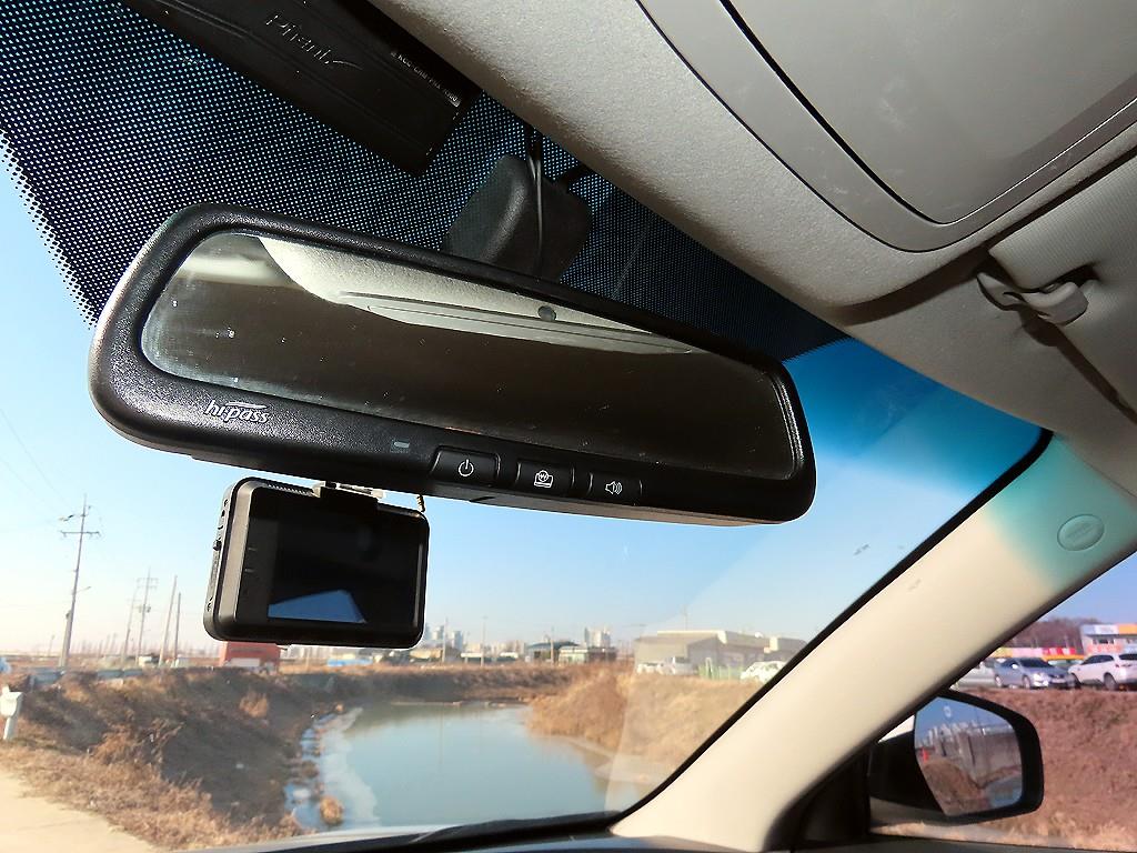 Ssangyong Tivoli - Vista 12