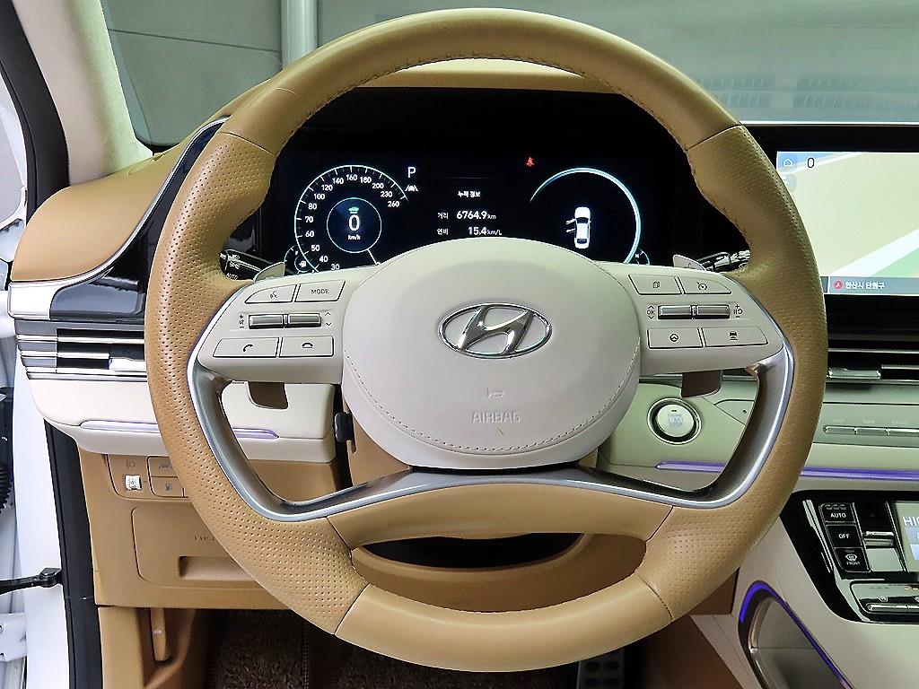 HYUNDAI Grandeur - Vista 9