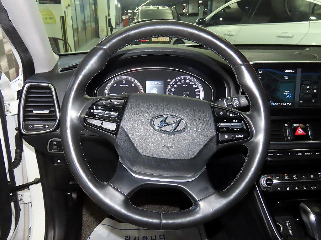 HYUNDAI Grandeur - Vista 8