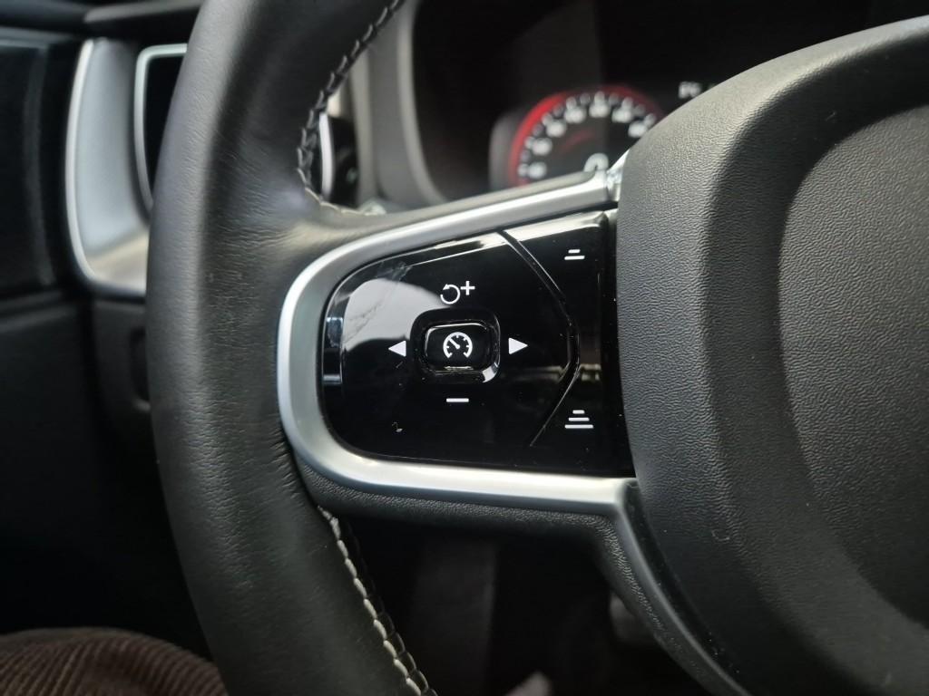 Volvo XC60 2021 Blanco - Importación desde Corea - HF Imports Iquique - Foto 16