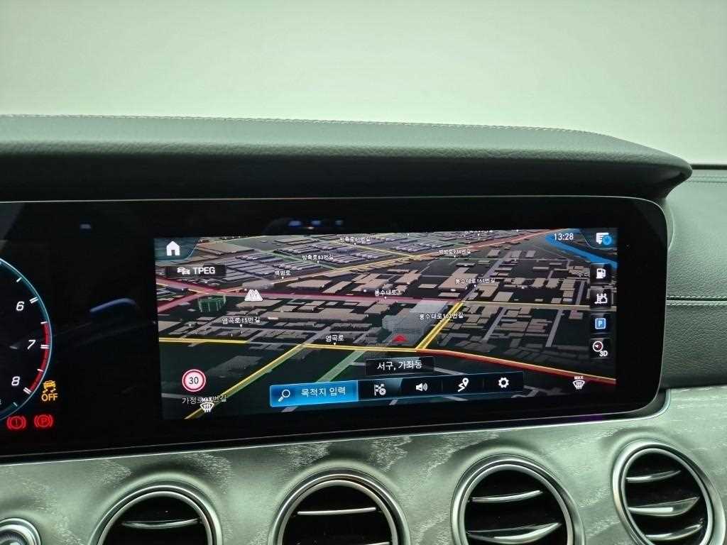 Mercedes Benz E class 2023 Negro - Importación desde Corea - HF Imports Iquique - Foto 14