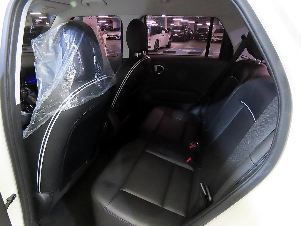 HYUNDAI Casper - Vista 7