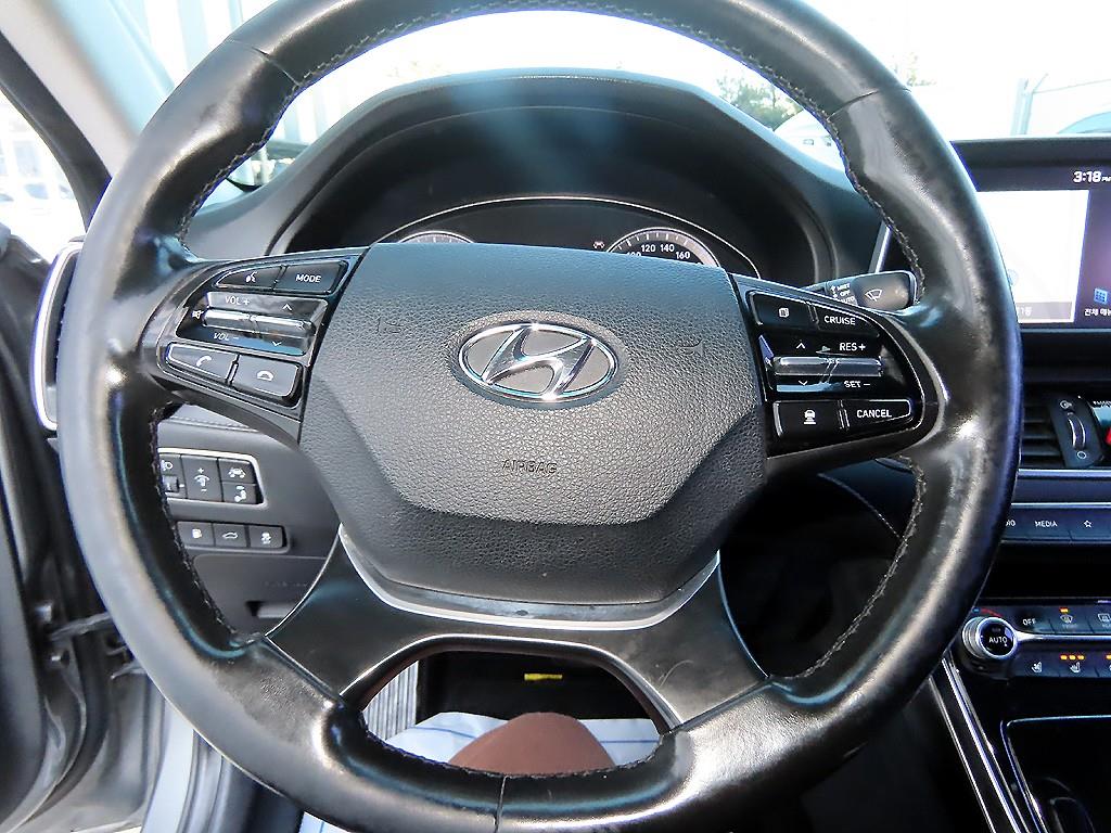 HYUNDAI Grandeur - Vista 8