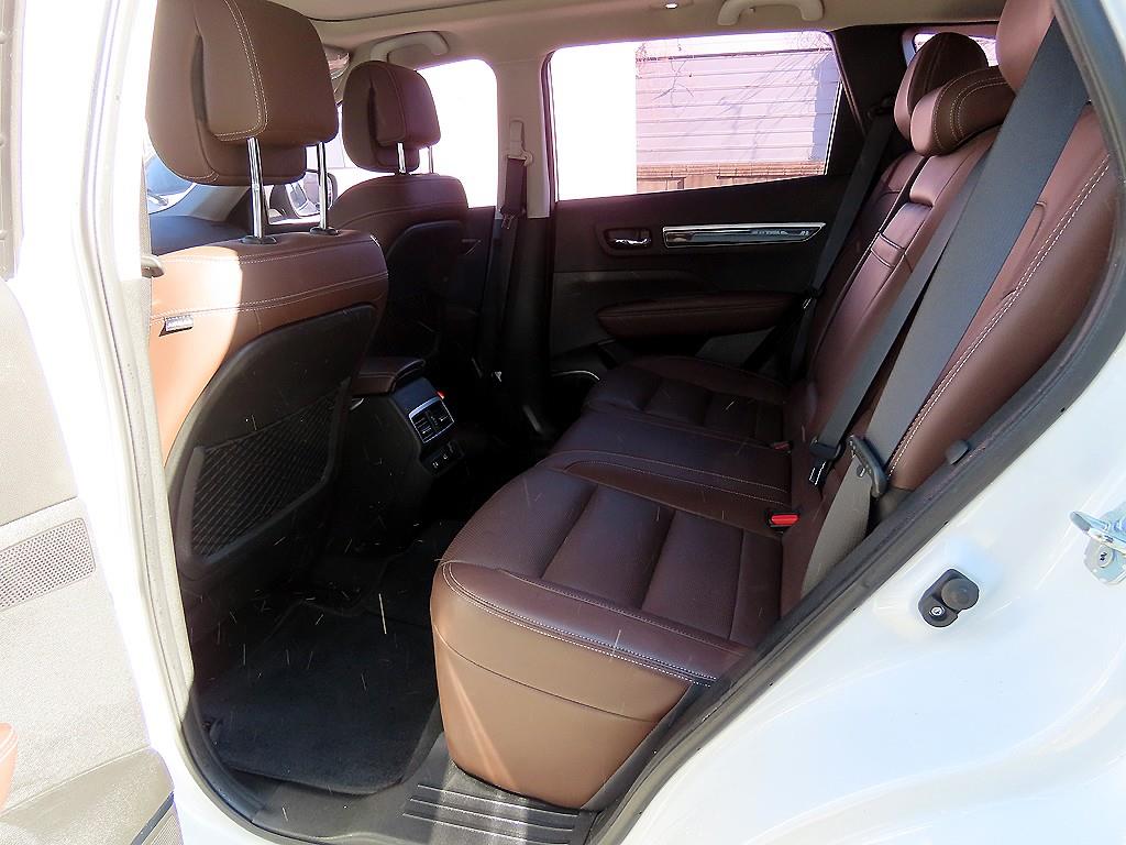 SAMSUNG QM6 - Vista 6