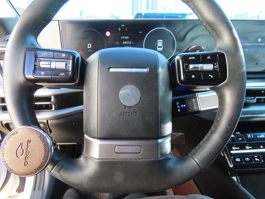 HYUNDAI Grandeur - Vista 9