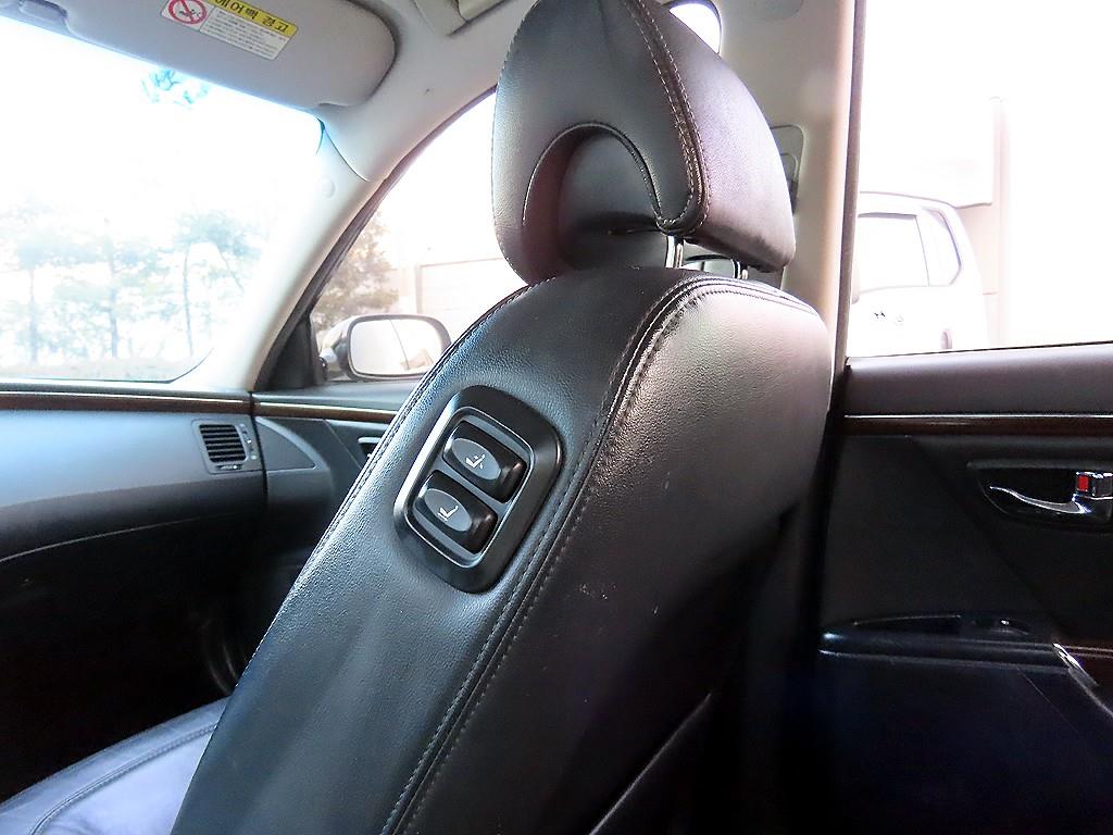 HYUNDAI Grandeur 2011 Negro - Importación desde Corea - HF Imports Iquique - Foto 18