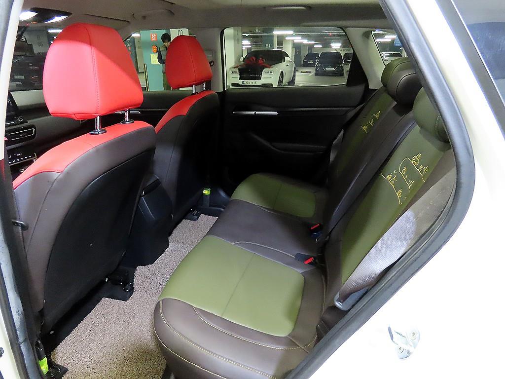 KIA Seltos - Vista 7