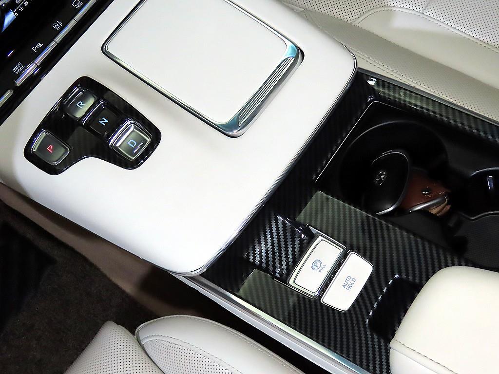 HYUNDAI Grandeur - Vista 12