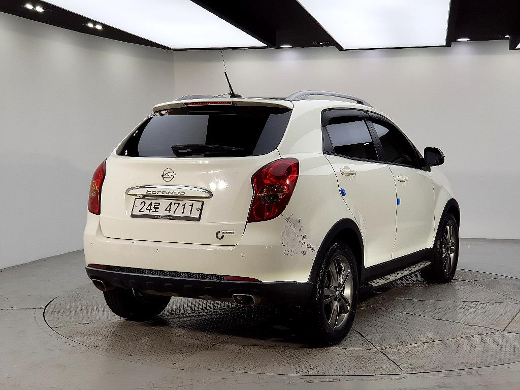 Ssangyong Korando - Vista 4