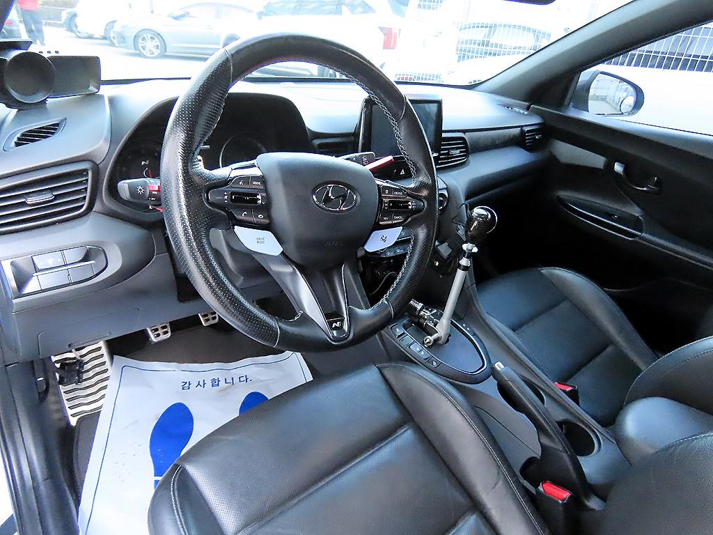 HYUNDAI Veloster - Vista 8