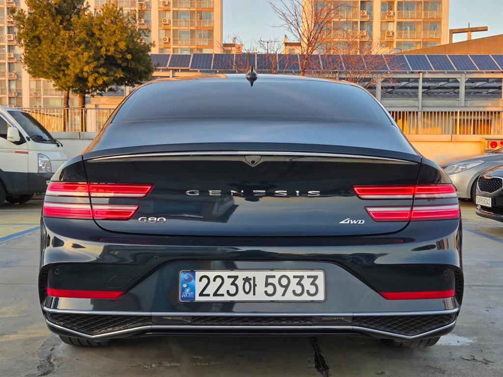 Genesis G80 - Vista 4