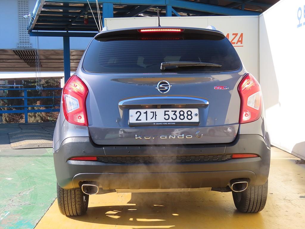 Ssangyong Korando - Vista 4