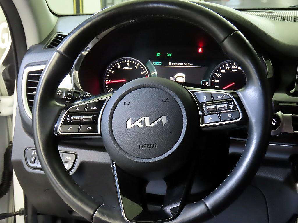 KIA Seltos - Vista 8