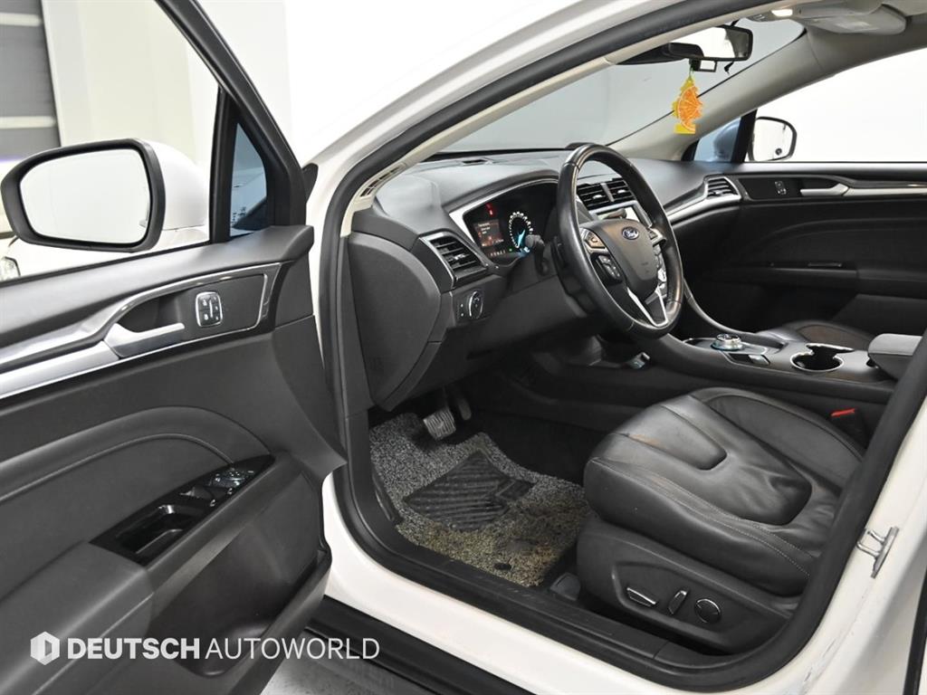 Ford Mondeo - Vista 11