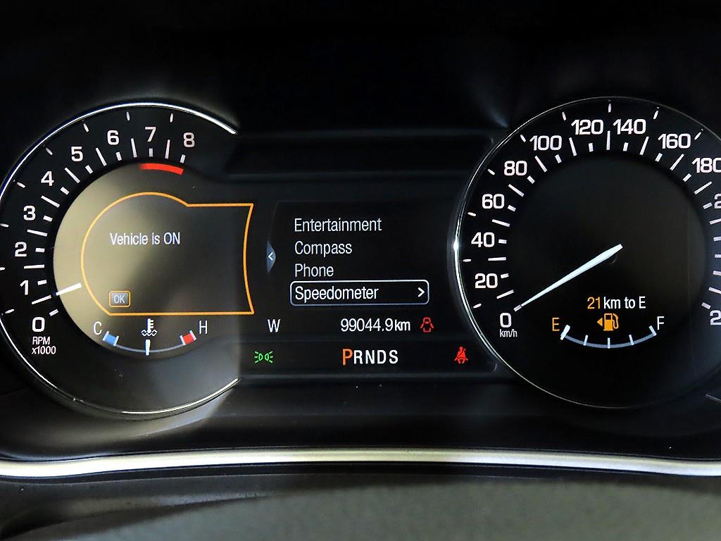 Lincoln MKX - Vista 9