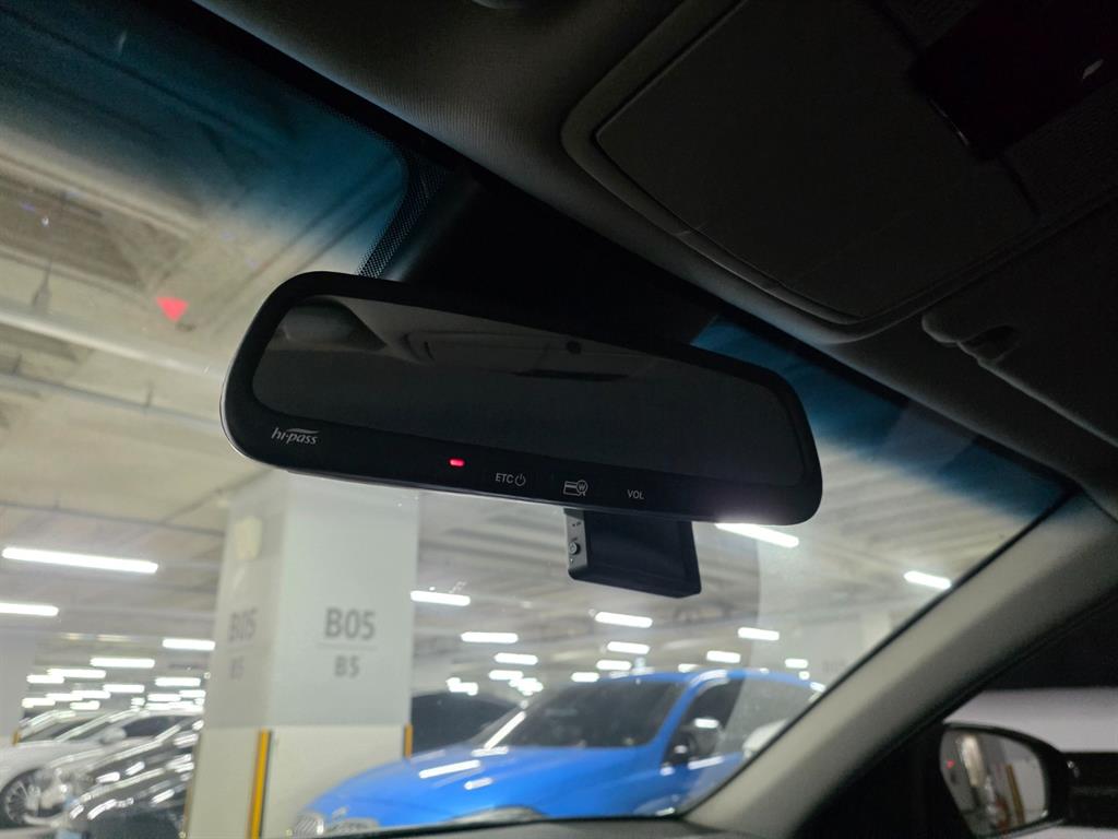 HYUNDAI Grandeur 2018 Negro - Importación desde Corea - HF Imports Iquique - Foto 15