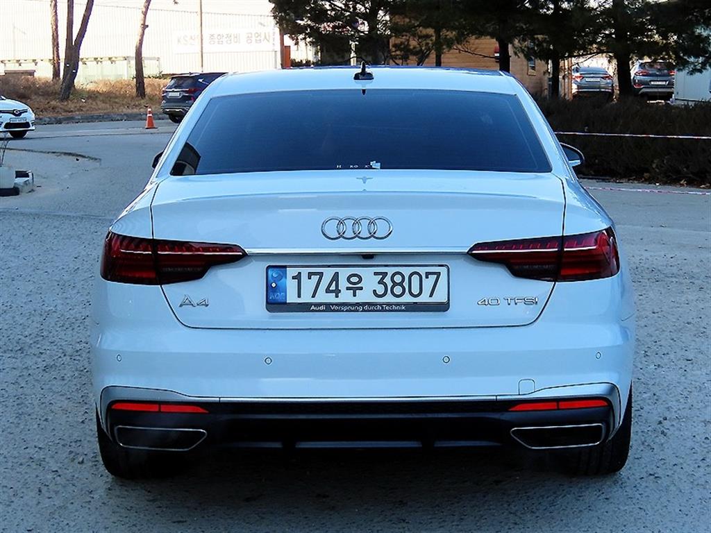 Audi A4 - Vista 4