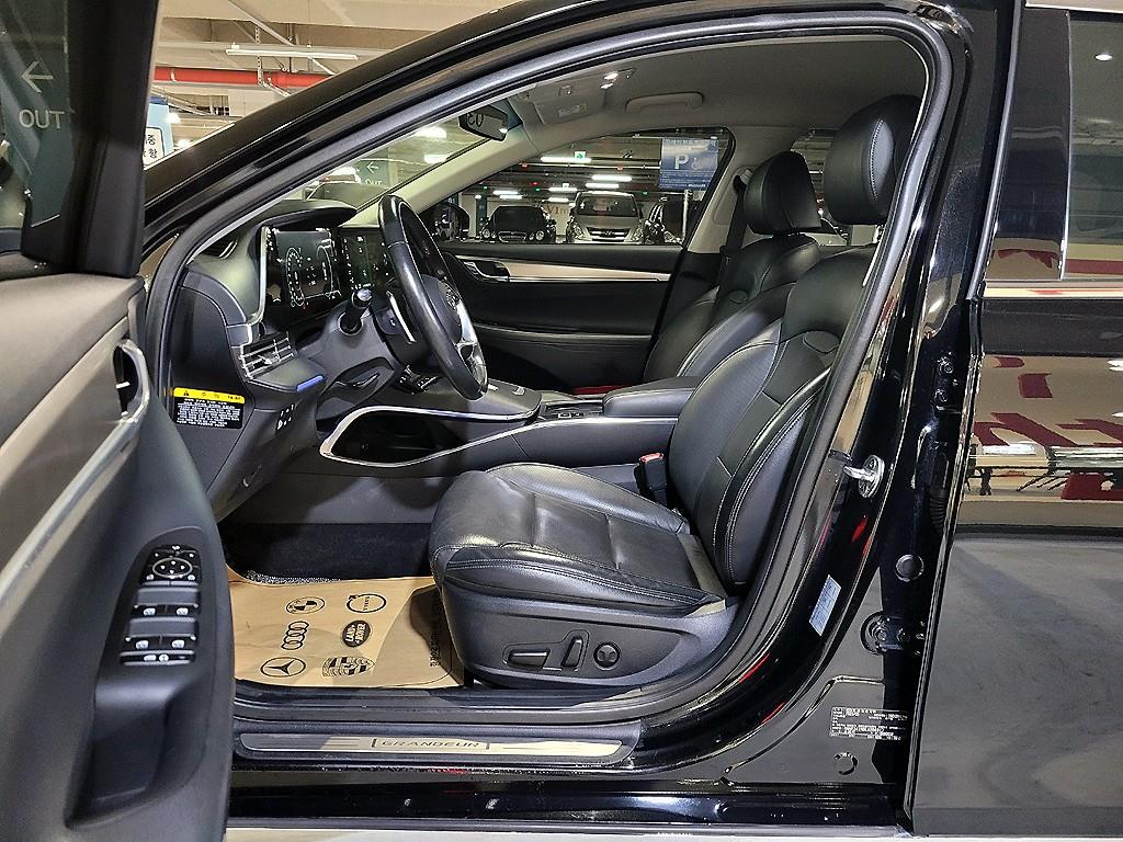 HYUNDAI Grandeur - Vista 7