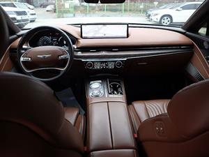 Genesis G80 - Vista 10