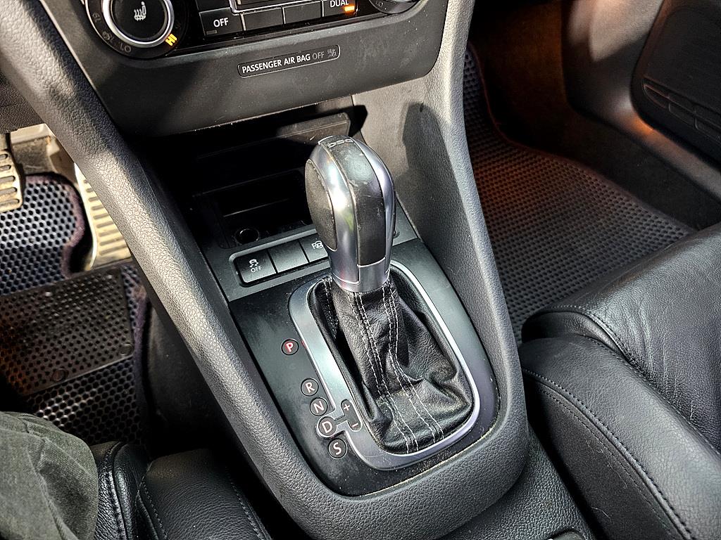 Volkswagen Golf 2012 Blanco - Importación desde Corea - HF Imports Iquique - Foto 13