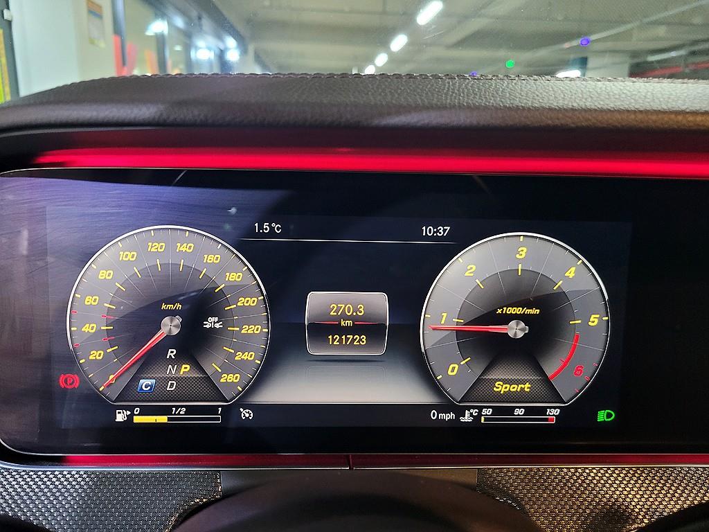 Mercedes Benz CLS Class - Vista 10