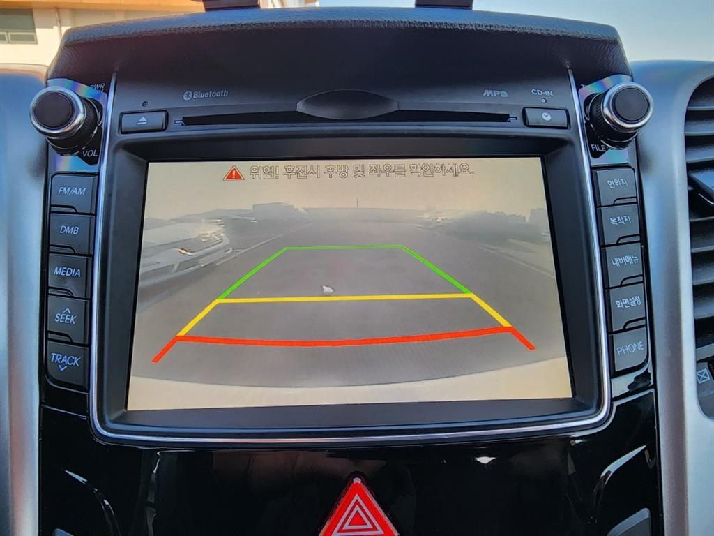 HYUNDAI i30 - Vista 12