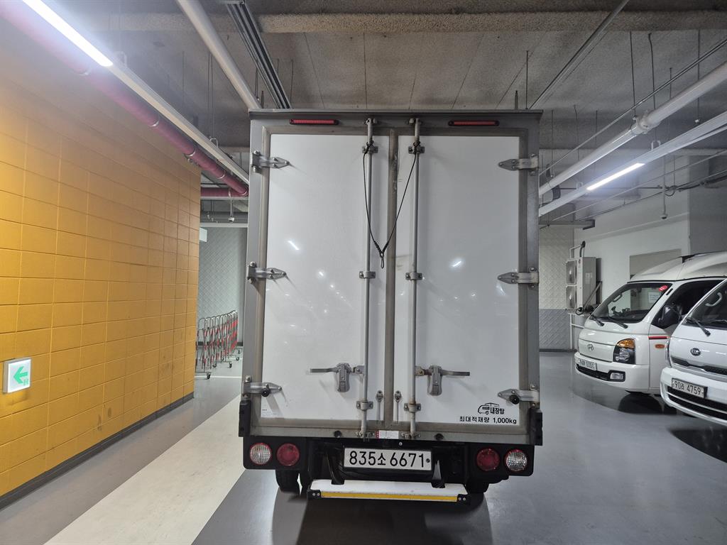 Small Truck Normal Box(High Deck) - Vista 4