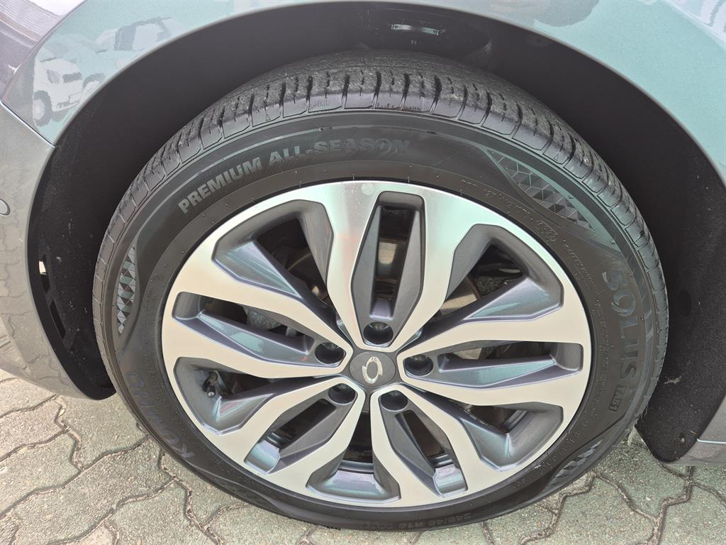 SAMSUNG SM6 - Vista 8