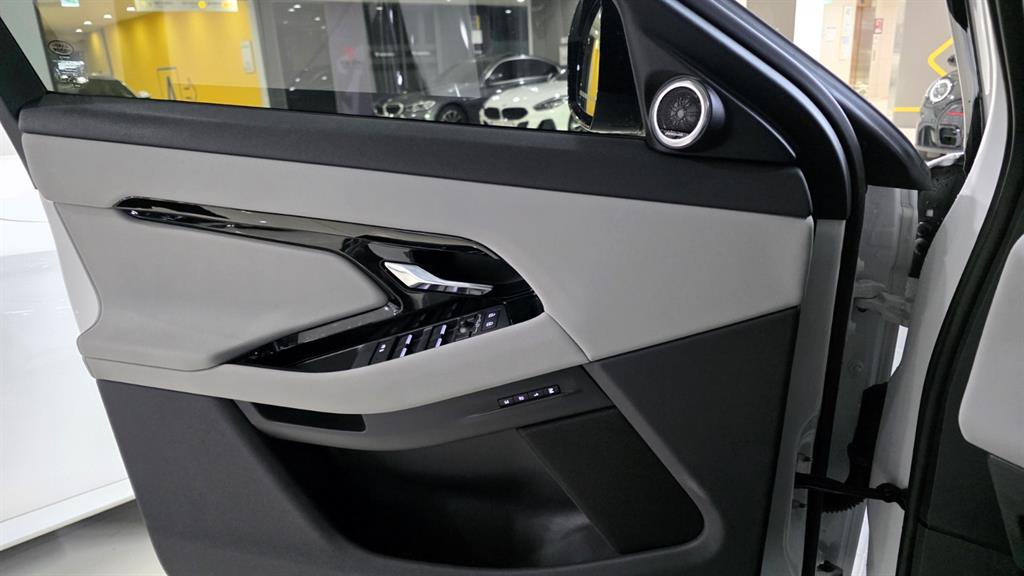 Land Rover Range Rover Bike 2025 Blanco - Importación desde Corea - HF Imports Iquique - Foto 16