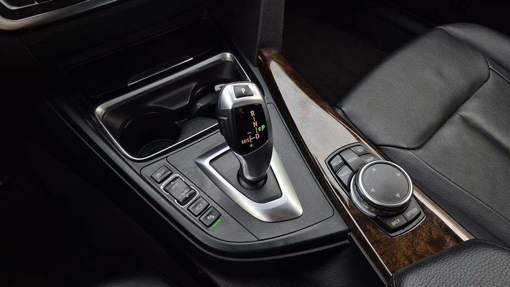 BMW 3 series 2015 Negro - Importación desde Corea - HF Imports Iquique - Foto 13