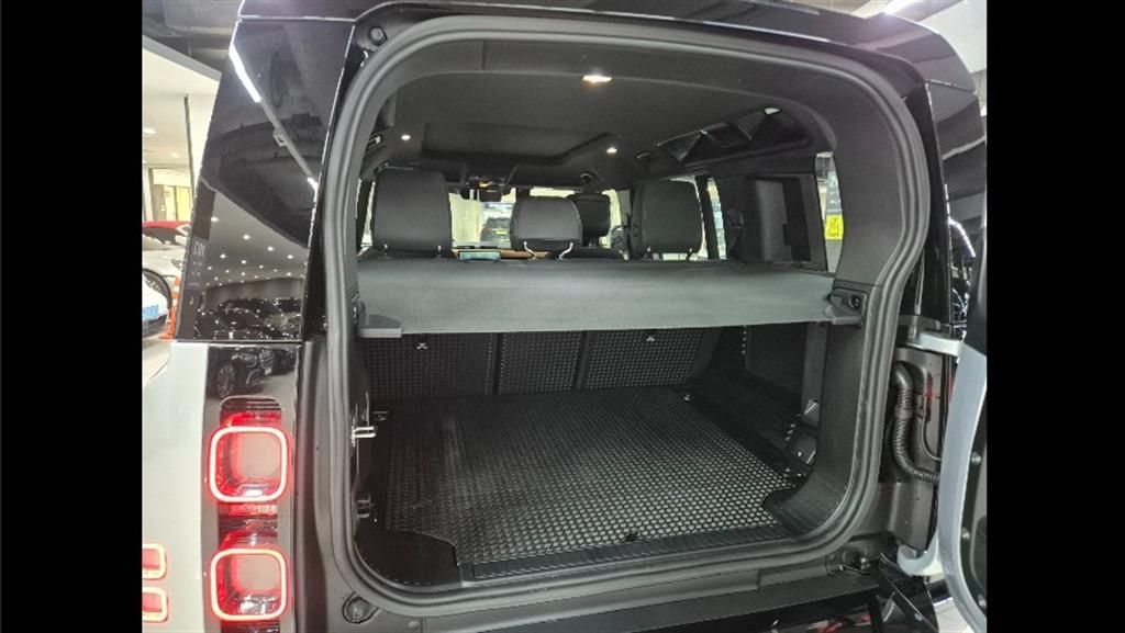 Land Rover Defender - Vista 6