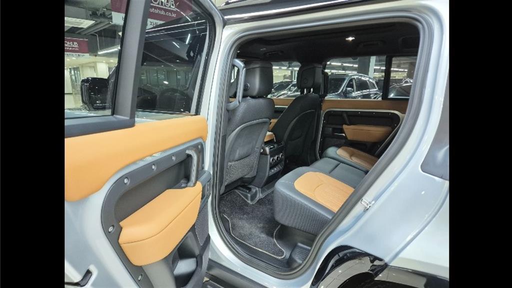 Land Rover Defender - Vista 9